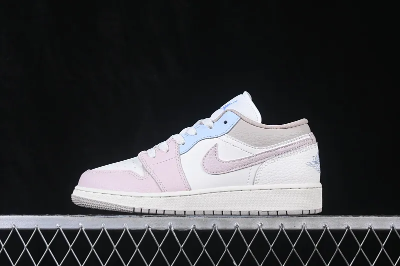 All categories Air Jordan Jordan series basketball shoes Air Jordan 1 Low G version pure original Air Jordan 1 Low AJ1 Joe 1 white powder blue low-top retro culture basketball shoes IV3219-161